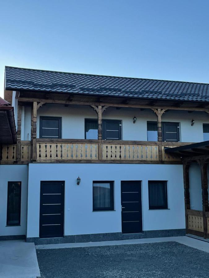 Casa De Langa Padure Hotel Máramarossziget Kültér fotó